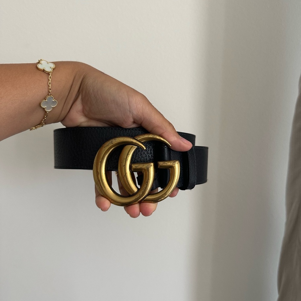 Gucci Gold and Black Belt with Iconic Double G Buckle